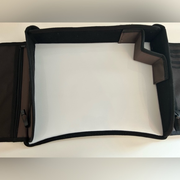 Carseat Tray - Picture 4 of 11